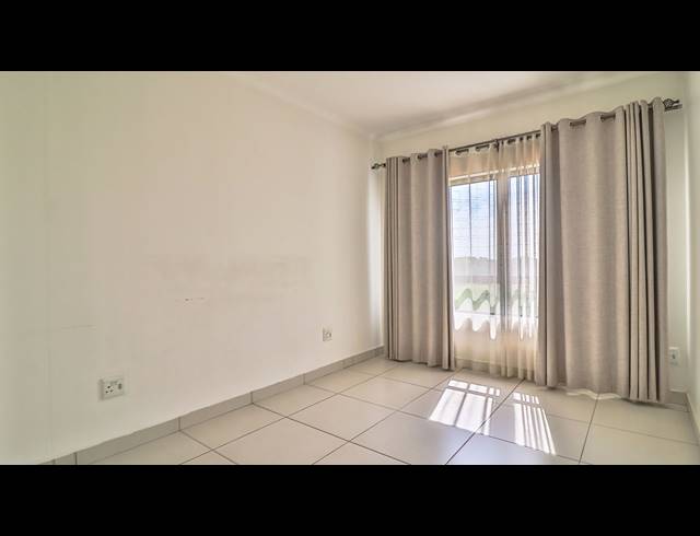 2 BEDROOM APARTMENT TO LET IN UMHLANGA RIDGE